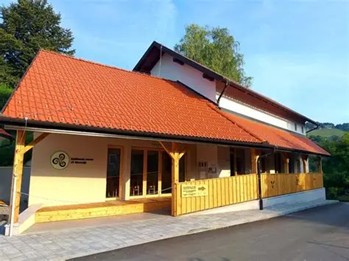 Začenjamo z izvedbo projekta Trajnost Zeliščarskega centra